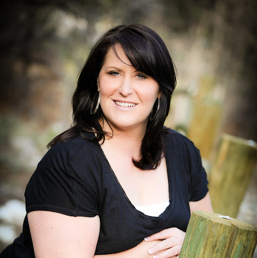 Sara Lockhart Photo 34