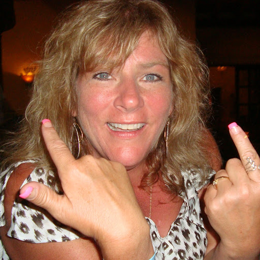 Shelly Pierce Photo 22