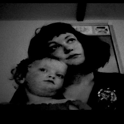 Laura Thacker Photo 9
