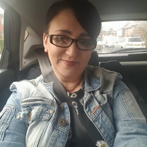 Maria Skinner Photo 33