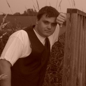 Jeremy Finley Photo 39