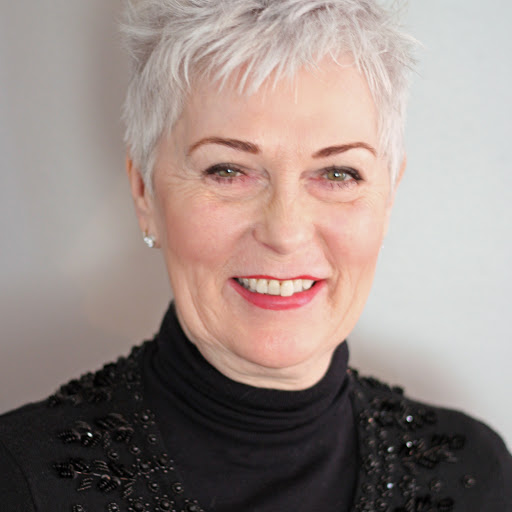 Sandra Mercer Photo 36
