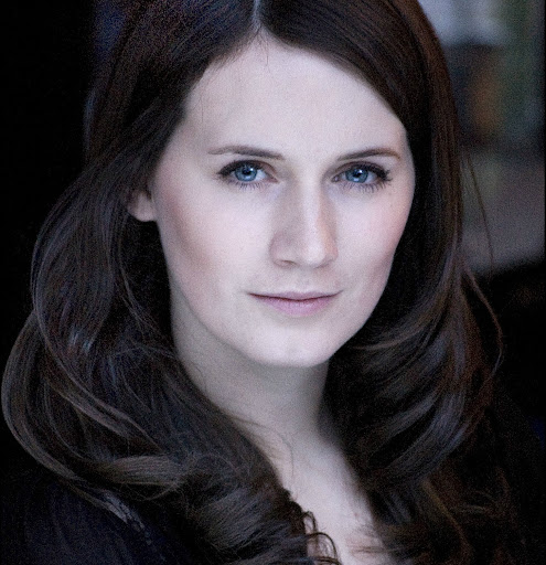 Ruth Carr Photo 27