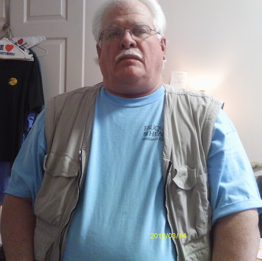 Earl Hunter Photo 21