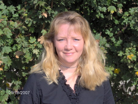 Gina Anderson Photo 7