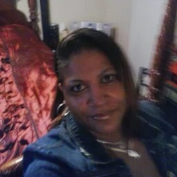 Angela Bush Photo 5
