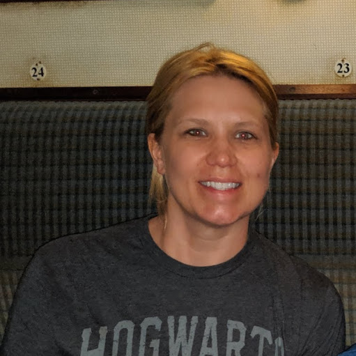 Amy Hunter Photo 28