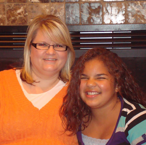Vicki Smith Photo 30