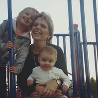 Joanne Magee Photo 15