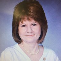 Elizabeth Yancey Photo 15