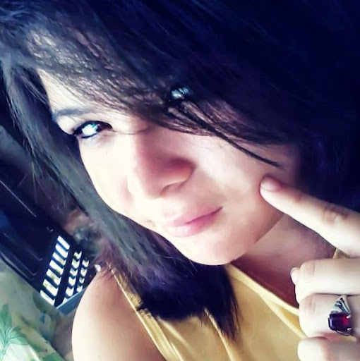 Debora Kim Photo 19