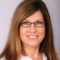 Janet Pearson Photo 45