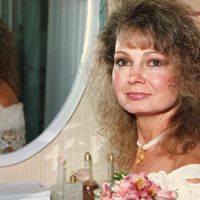 Vicki Shaw Photo 36
