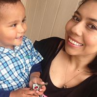 Deisy Salinas Photo 10