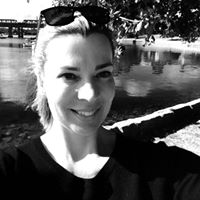 Amber Salter Photo 8