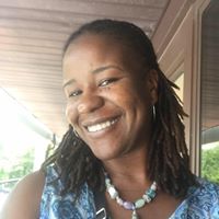Monique Johnson Photo 34