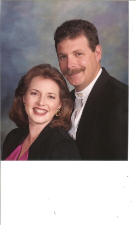 Carolyn Lewis Photo 35