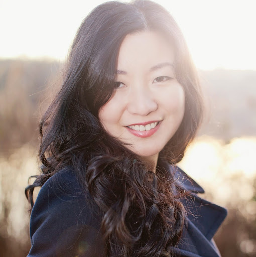 Denise Lin Photo 17
