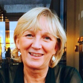 Joyce Watson Photo 4