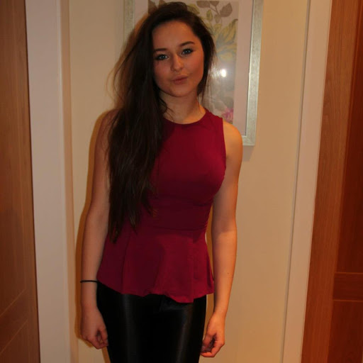 Charlotte Cook Photo 42