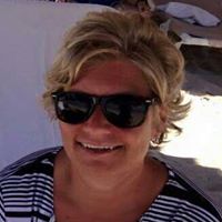 Lisa Dobbs Photo 22