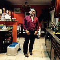 Alexander Alvarado Photo 19
