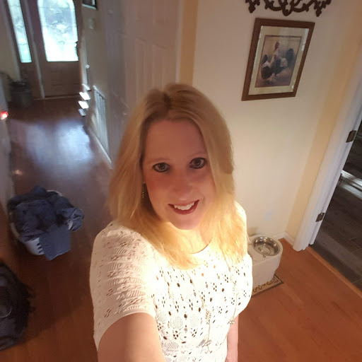 Julie Maurer Photo 26