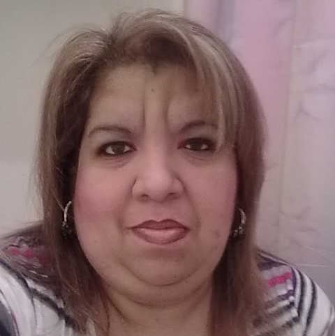 Yesenia Santos Photo 7