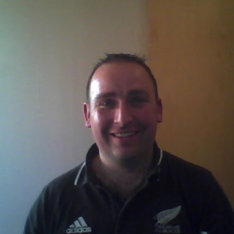 Lee Dobson Photo 12