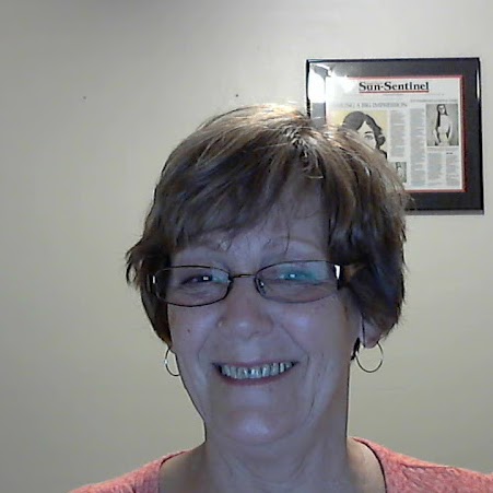 Linda Huggins Photo 27