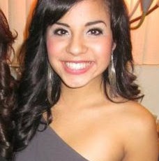 Danielle Torres Photo 28