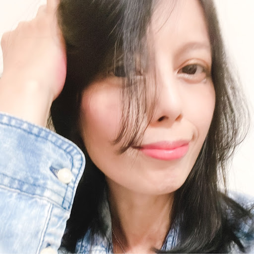 Maggie Li Photo 33