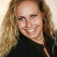 Patricia Wolff Photo 38