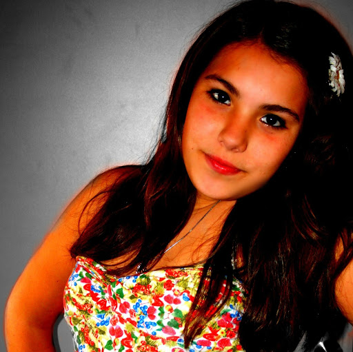 Maria Rubio Photo 12