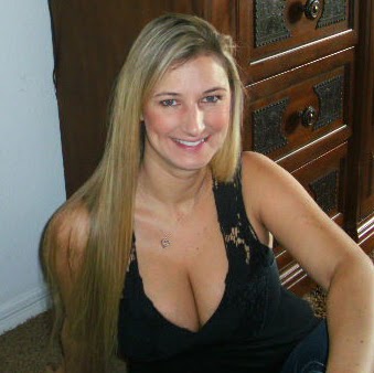 Amy Rogers Photo 18