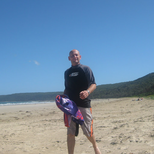 Gerard Farrell Photo 32