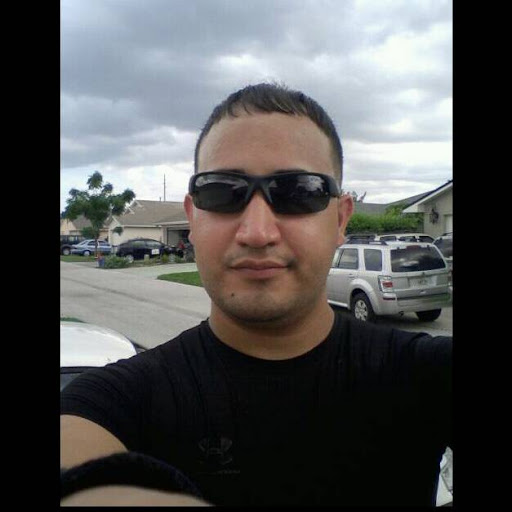 Edgardo Rivera Photo 36