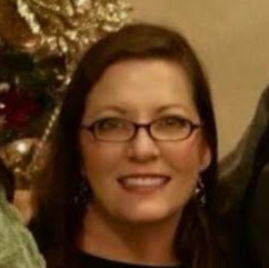 Lori Peterson Photo 38