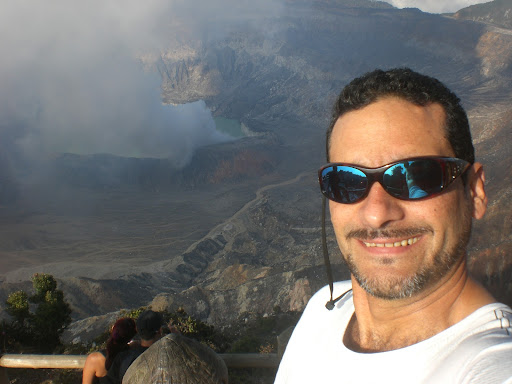 Jose Delvalle Photo 11