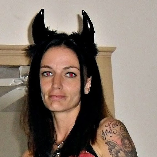 Jennifer Shultz Photo 15