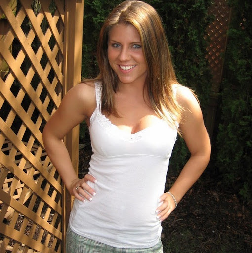 Lydia Adams Photo 29