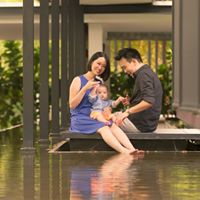 Jocelyn Chee Photo 9