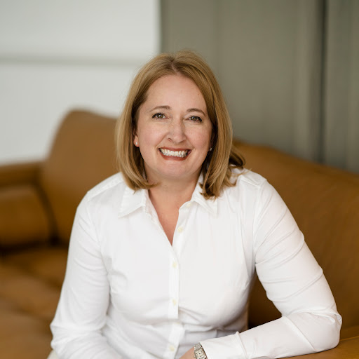 Jennifer Knowles Photo 36