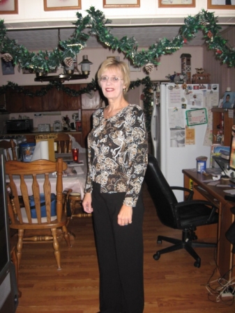 Beverly Perkins Photo 31