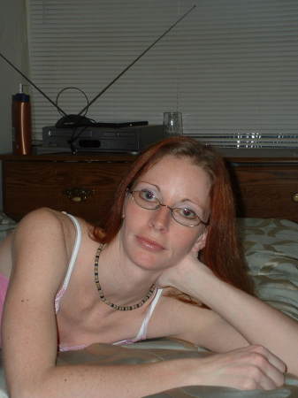 Brandi Lewis Photo 35