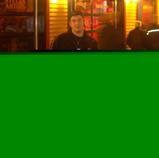 Aaron Singleton Photo 28