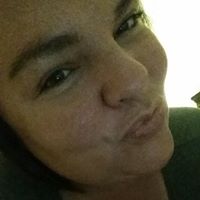 Caroline Jenkins Photo 10