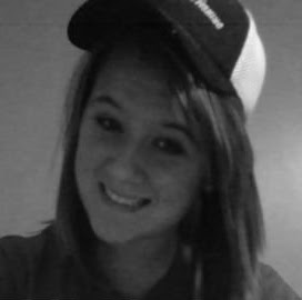Alexandria Mills Photo 33