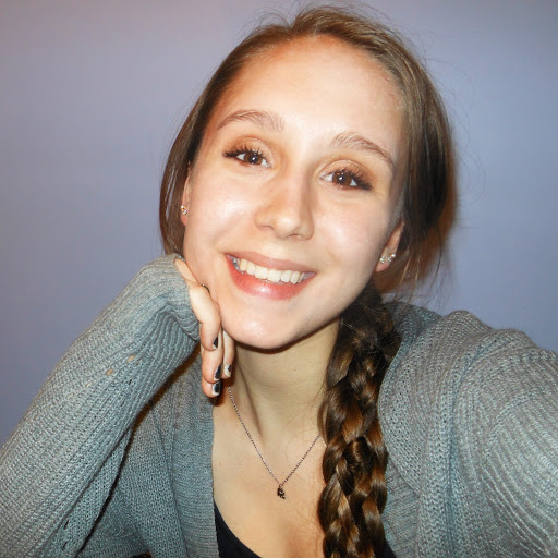 Julia Parks Photo 8
