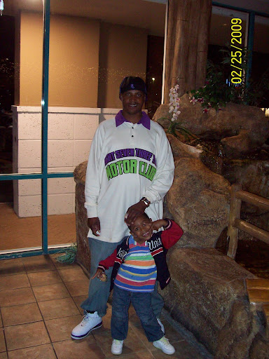 Robert Reese Photo 32